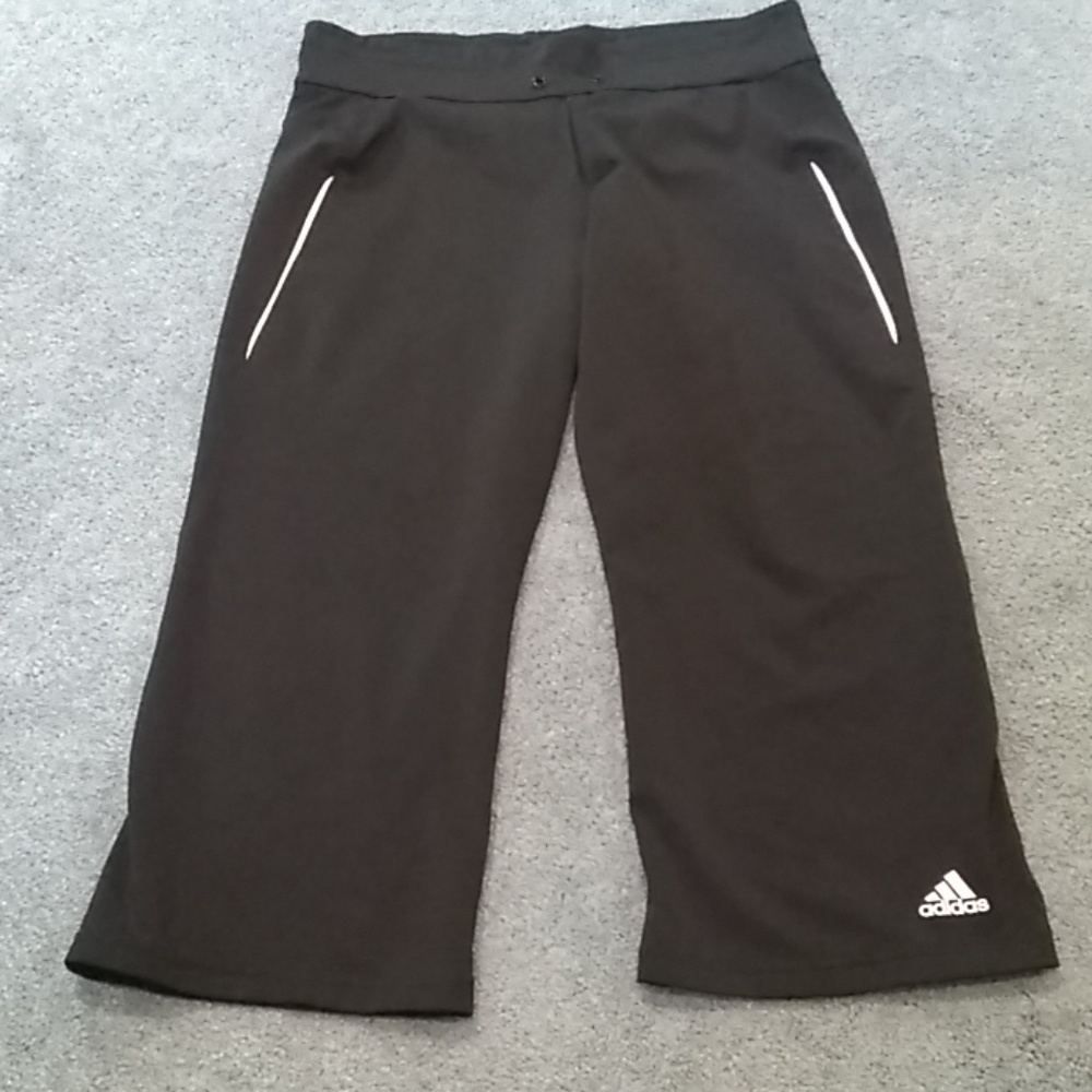 Adidas capris size medium